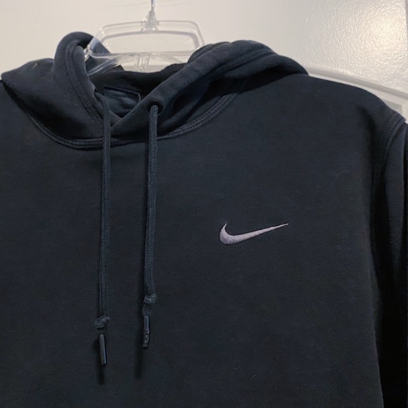 🖤NIKE BLACK CLASSIC SWOOSH HOODIE🖤 - Picture 5 of 7